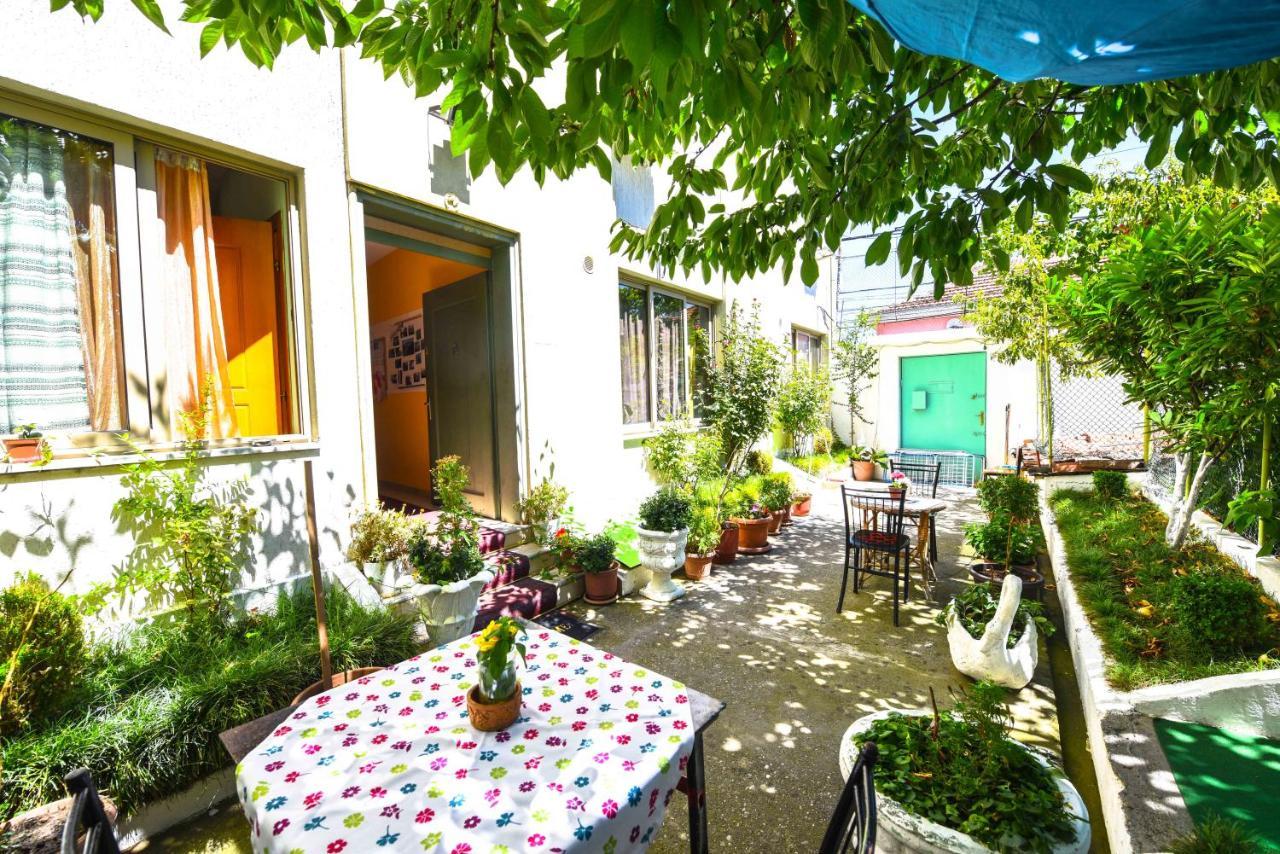 Lovely Apartment W/ Ac + Bath. + Kitchen + Parking And Garden Shkodër Dış mekan fotoğraf
